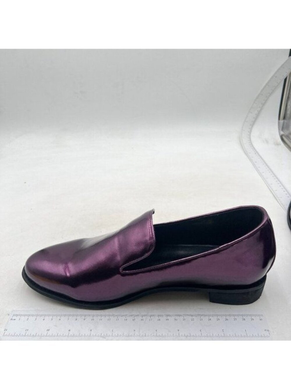 Women's V Cut Loafer Flats Slip on Ballet Flat Round Toe Loafers Low Heel Shoes